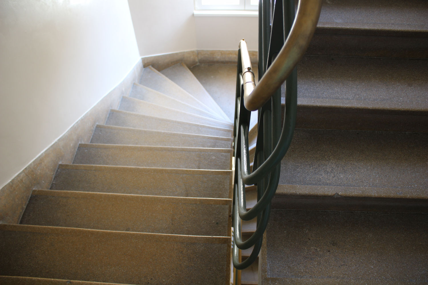 Társasház színterve